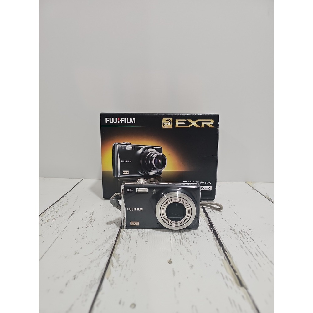 Fujifilm FinePix F70EXR 10MP Digital Camera 10x Zoom Gunmetal Tested